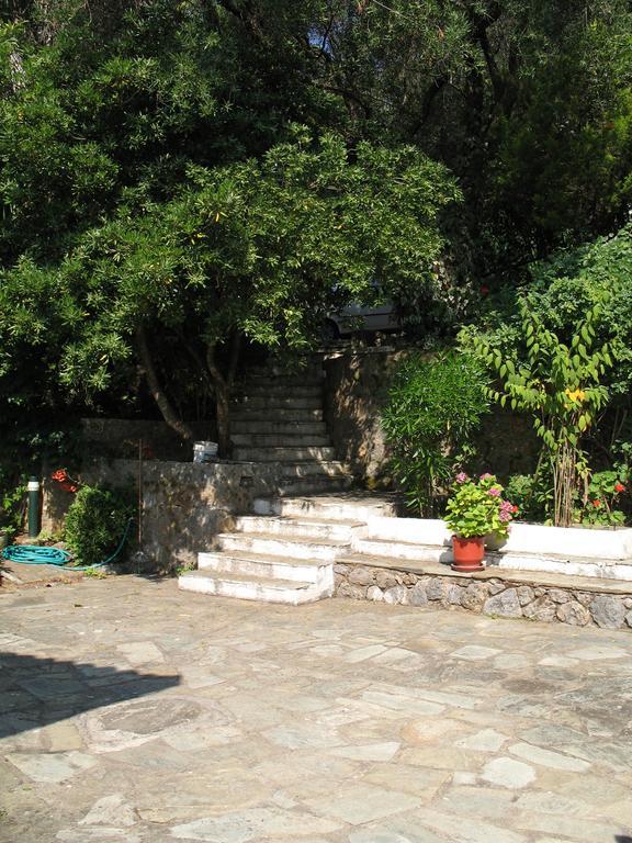 Villa Marlina Коммено Экстерьер фото